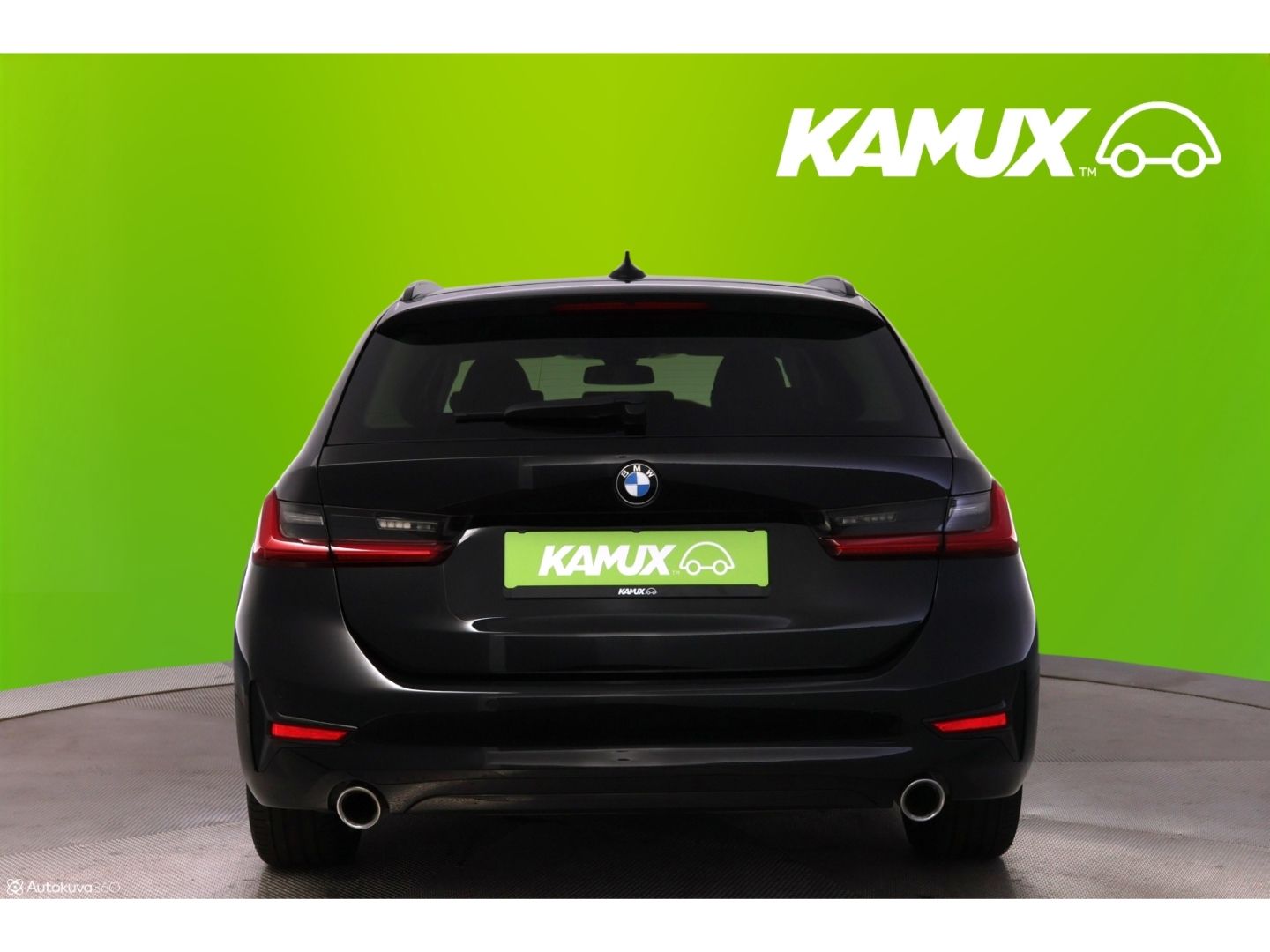 BMW 330 i Touring Steptronic Sport Line - Samsaru's Car Outlet