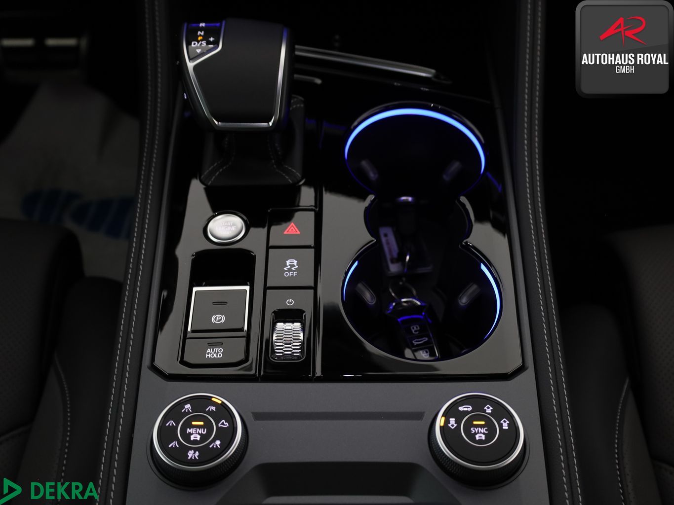Volkswagen Touareg 3.0 TDI 4M R LINE PANO,HUD,360°,MASSAGE