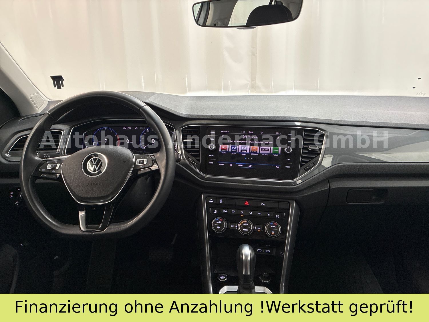 Volkswagen T-Roc Sport - Samsaru's Car Outlet