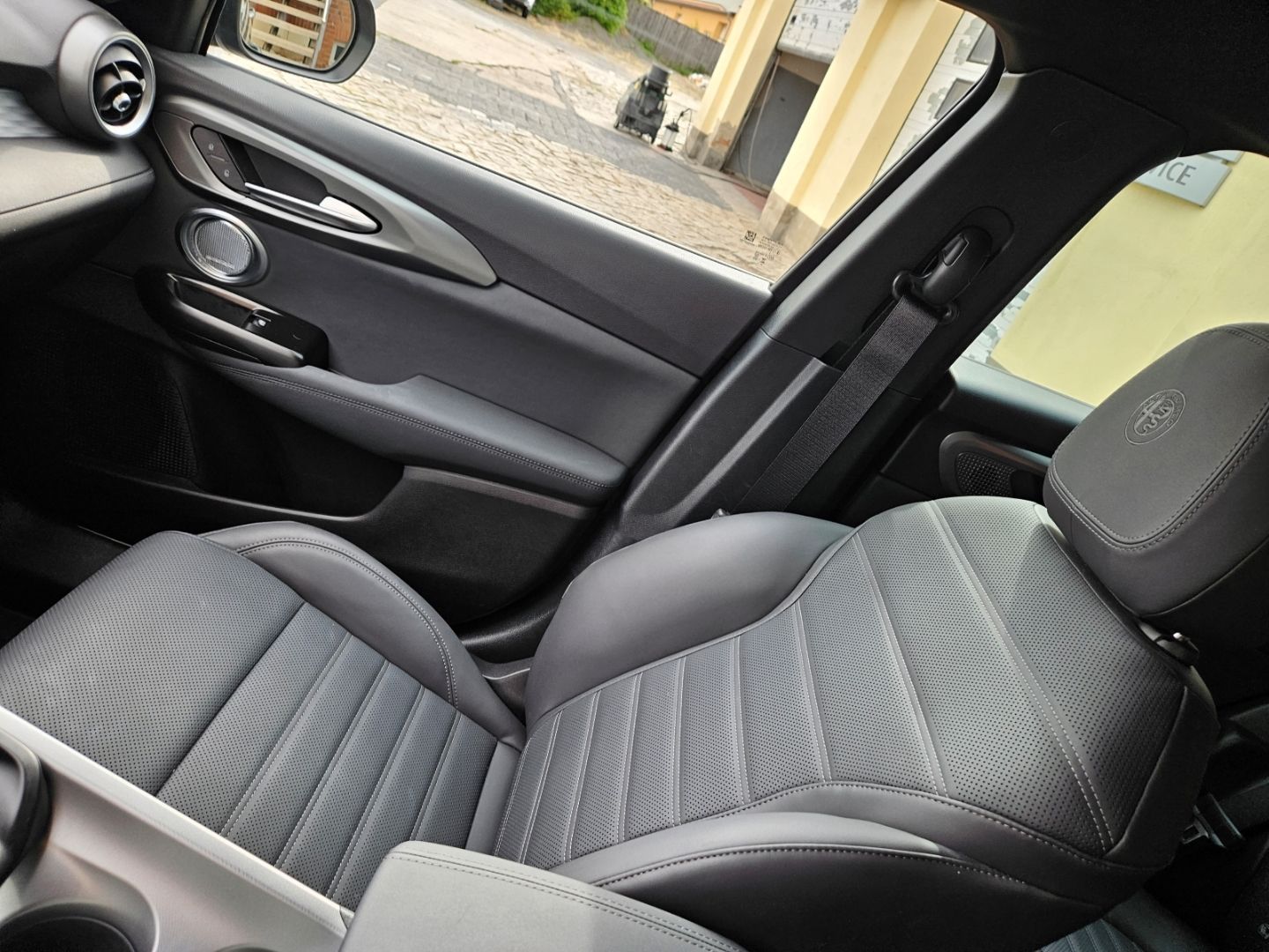Alfa Romeo Tonale 1.3T PHEV Edizione Speciale - Leder - Sou