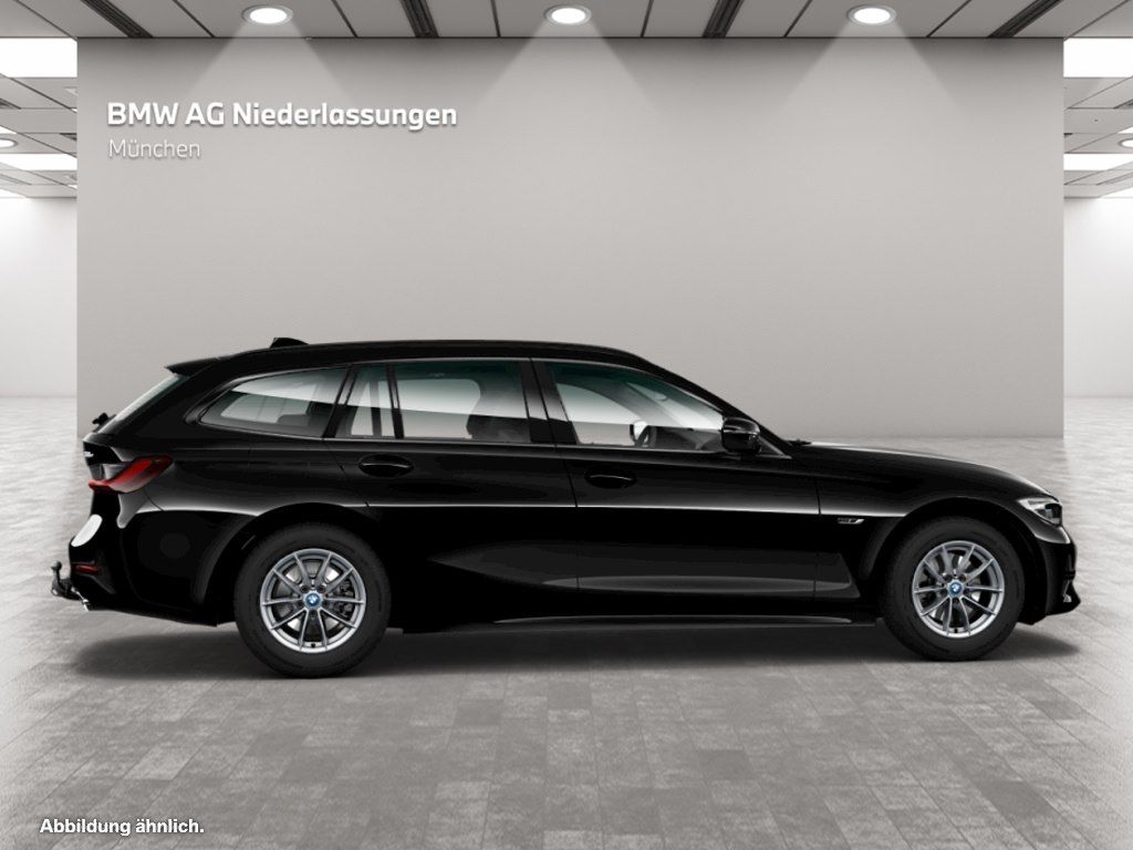 BMW 330e Touring Sport Line - Samsaru's Car Outlet