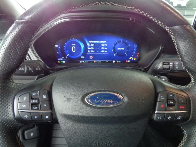 Ford Focus ST Aut/LED/Kamera/ACC/Totwinkel/Winterpak.