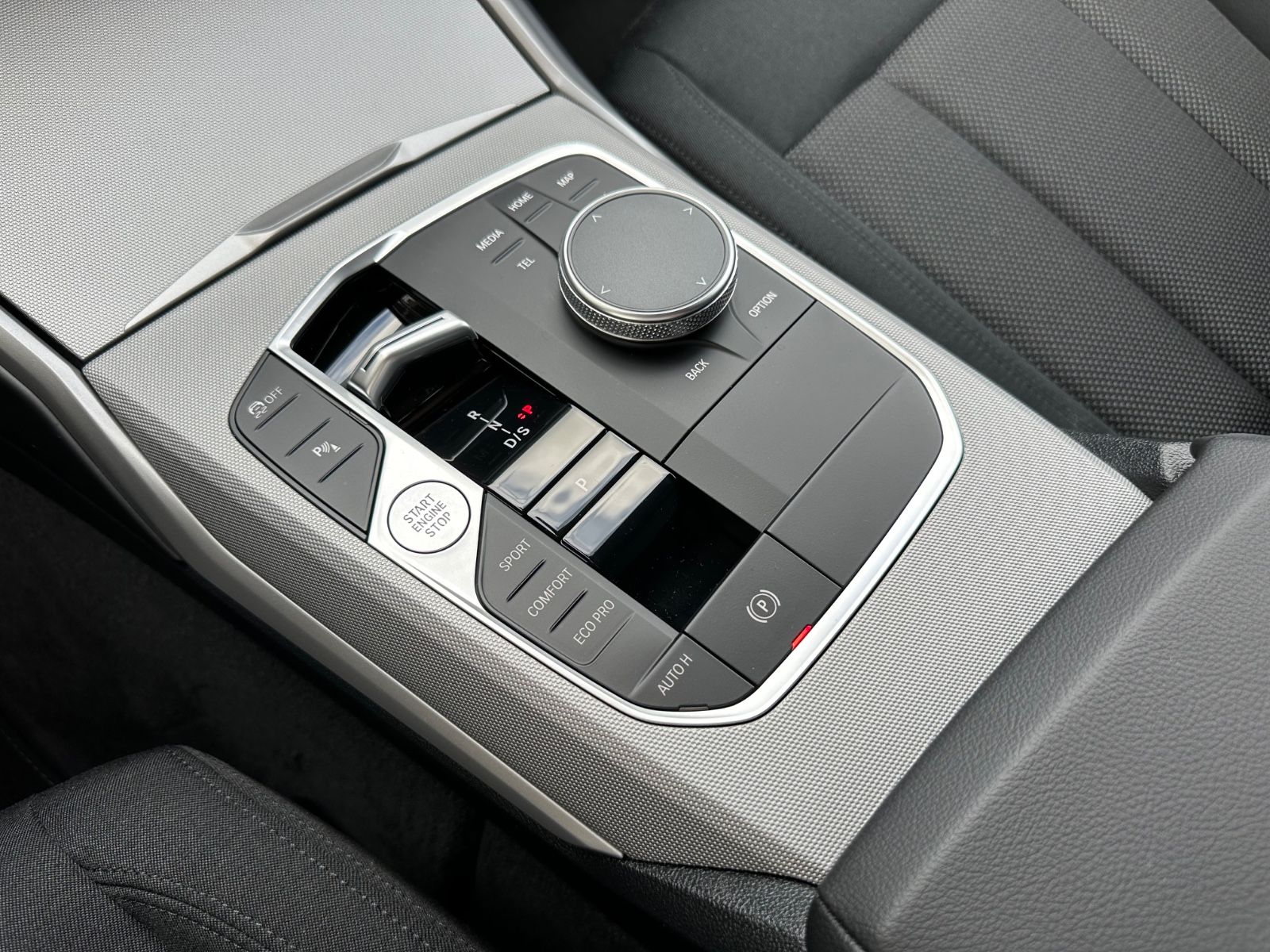BMW 320 d xDrive Touring M Sport - Samsaru's Car Outlet