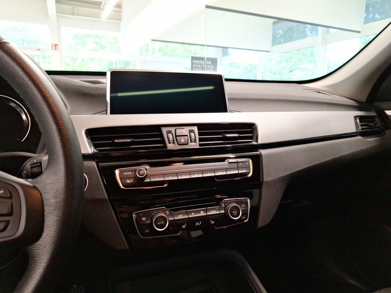 BMW X1 sDrive18d Advantage - Samsaru's Car Outlet