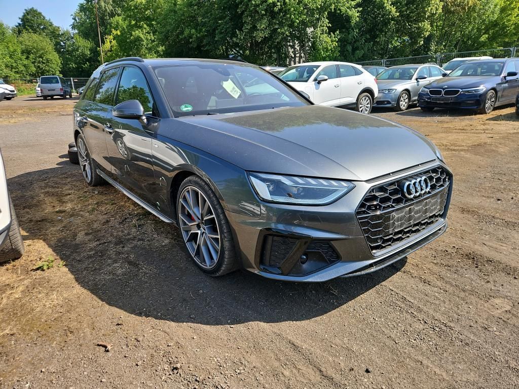 Audi A4 AVANT 40 TDI S line Black - Samsaru's Car Outlet