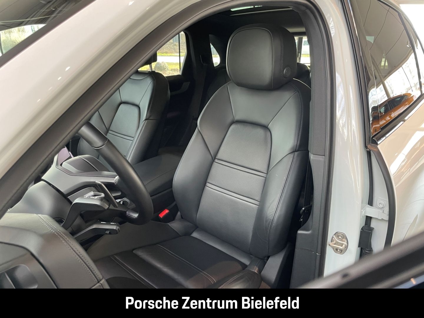 Porsche Cayenne E-Hybrid Panoramadach LED-Matrix BOSE