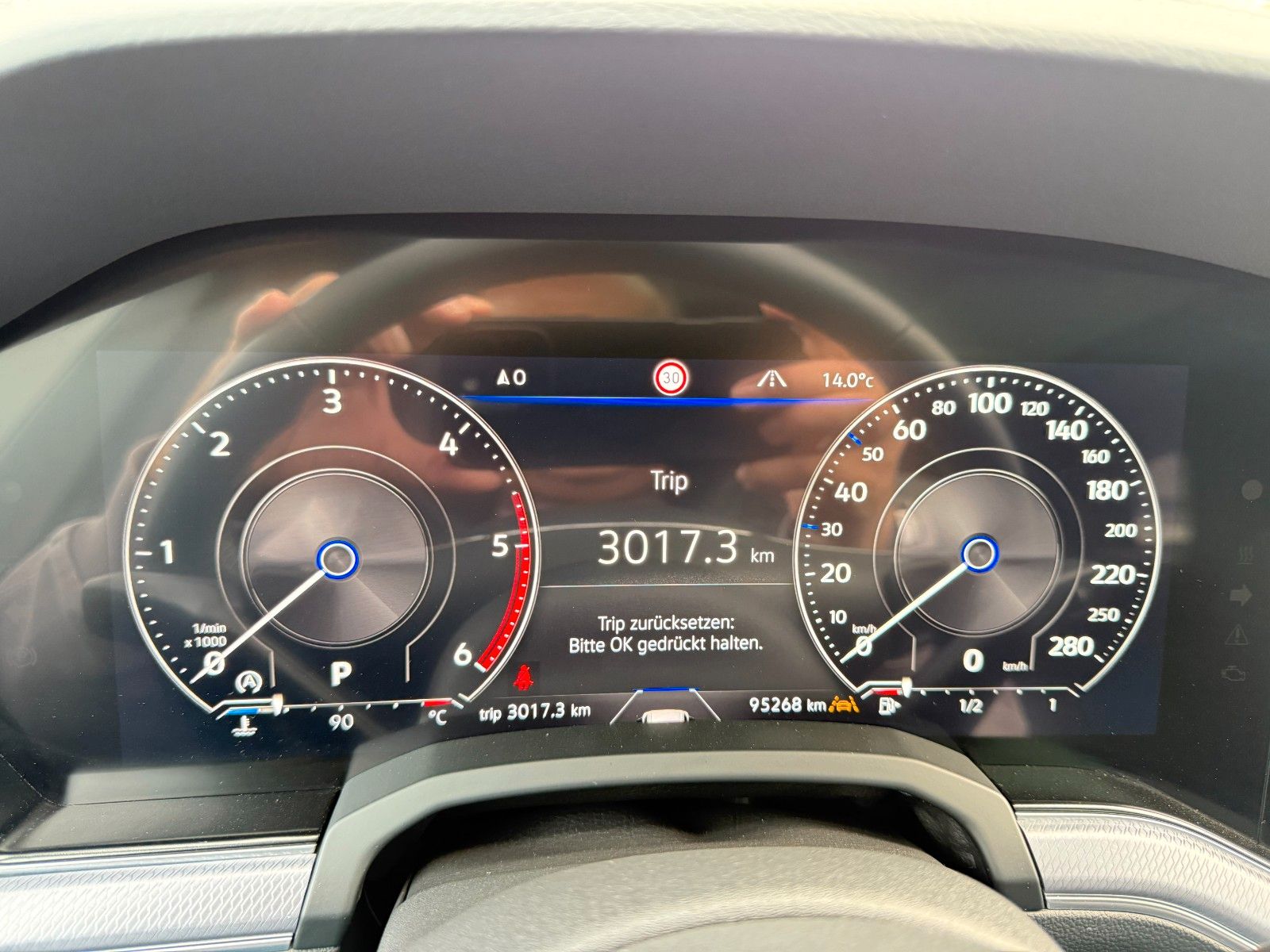 Volkswagen Touareg*R-Line*4M*3.0*V6*TDI*360*HUD*ACC*NACHT-S