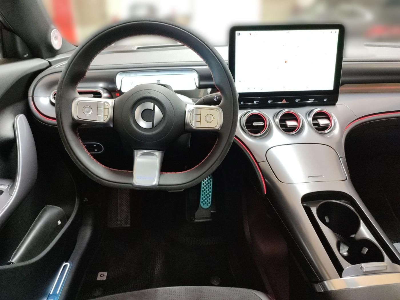 Smart #3 BRABUS*428PS*ALLRAD*HEAD-UP*SHZ*PANO
