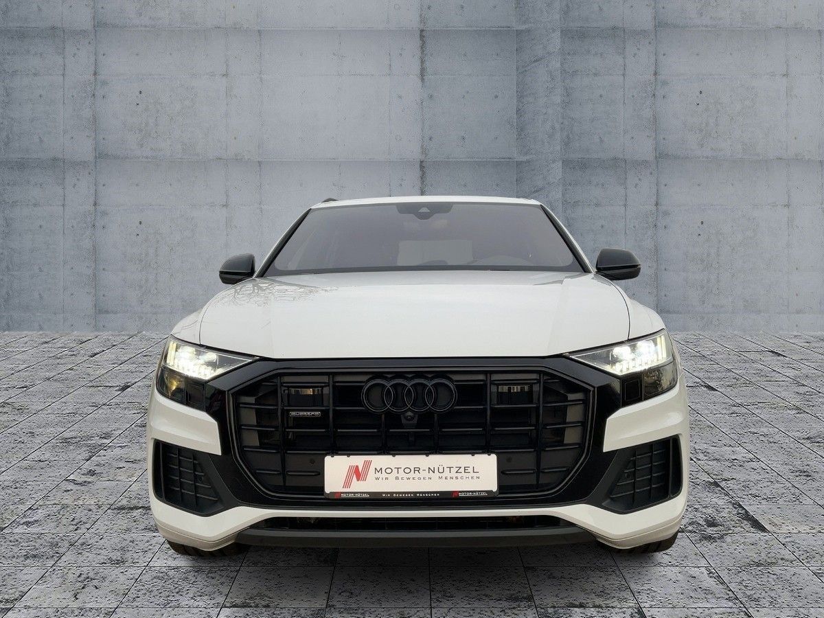 Audi Q8 50 TDI S-LINE MATRIX+NAVI+B&O+DVD+ACC+AHK+23"