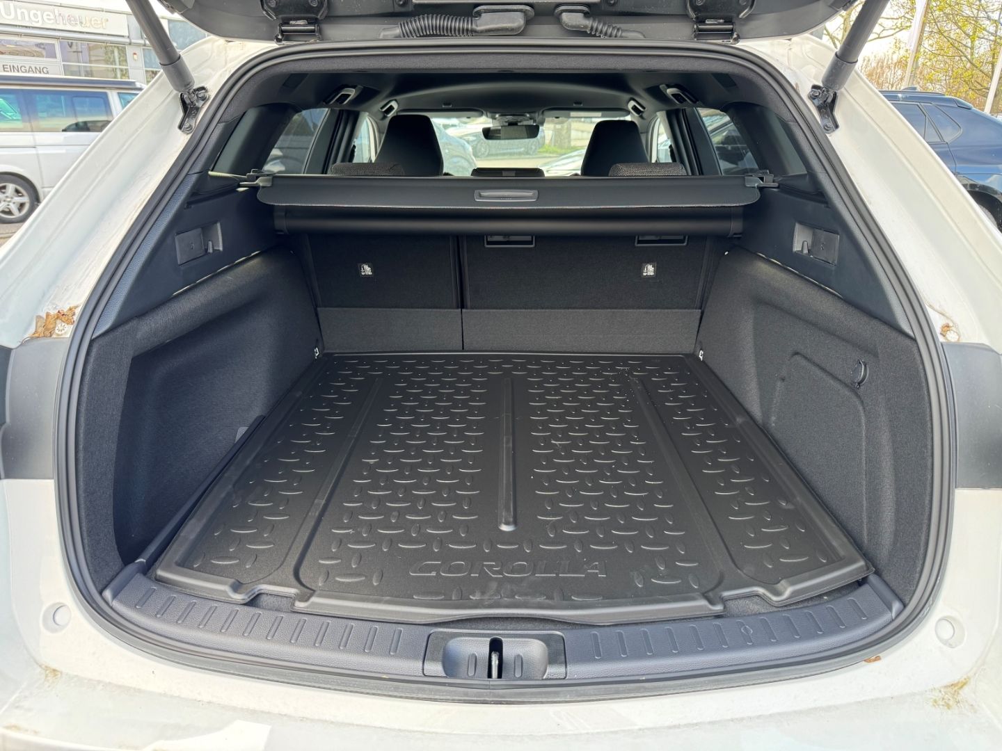 Toyota Corolla Touring Sports Hybrid Teamplayer / CarPl