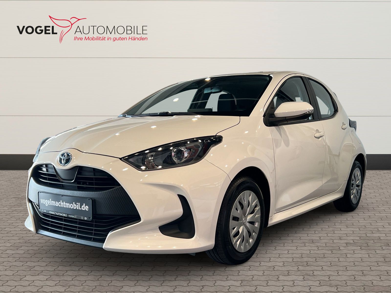 Toyota Yaris 1.5 Hybrid Business Edition - Samsaru's Car Outlet