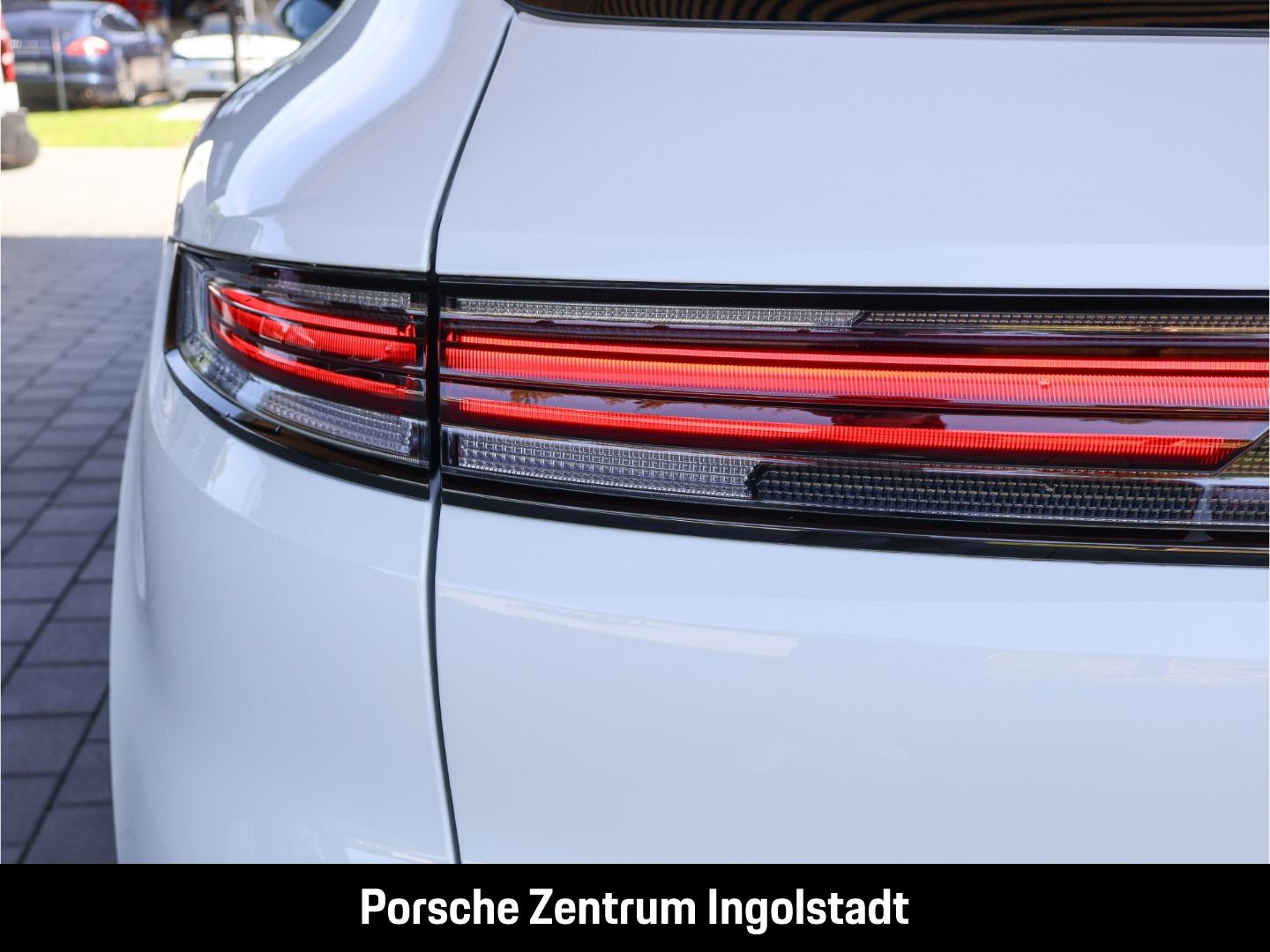 Porsche Cayenne E-Hybrid, Panorama, Luftfederung, Surrou