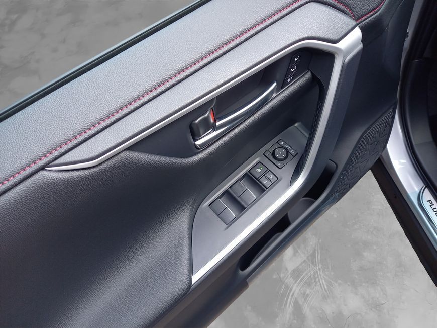 Toyota RAV 4 Plug-in-Hybrid Style 360° Sitzbelüftung