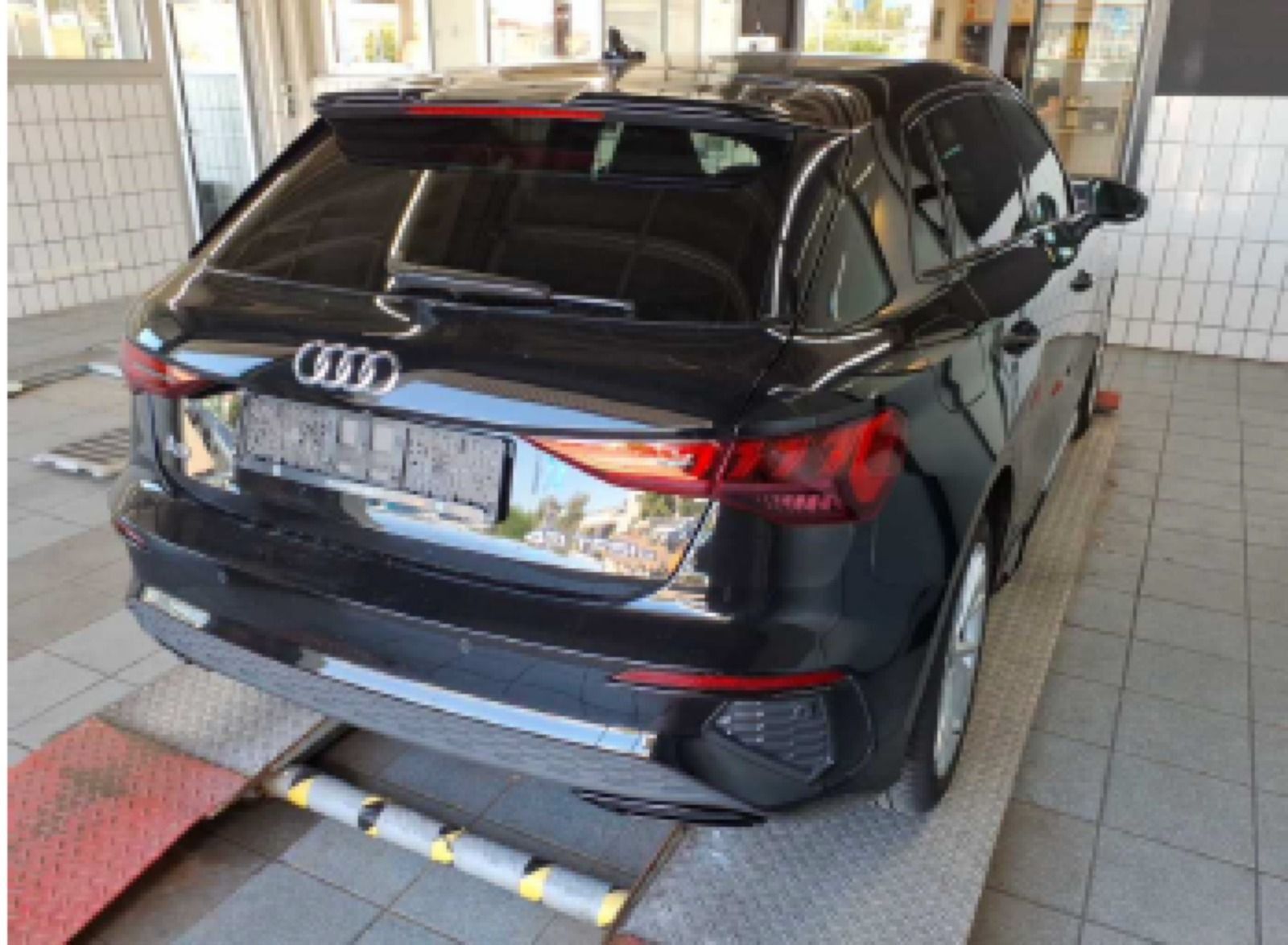 Audi A3 Sportback 40 TFSI e S LINE - Samsaru's Car Outlet