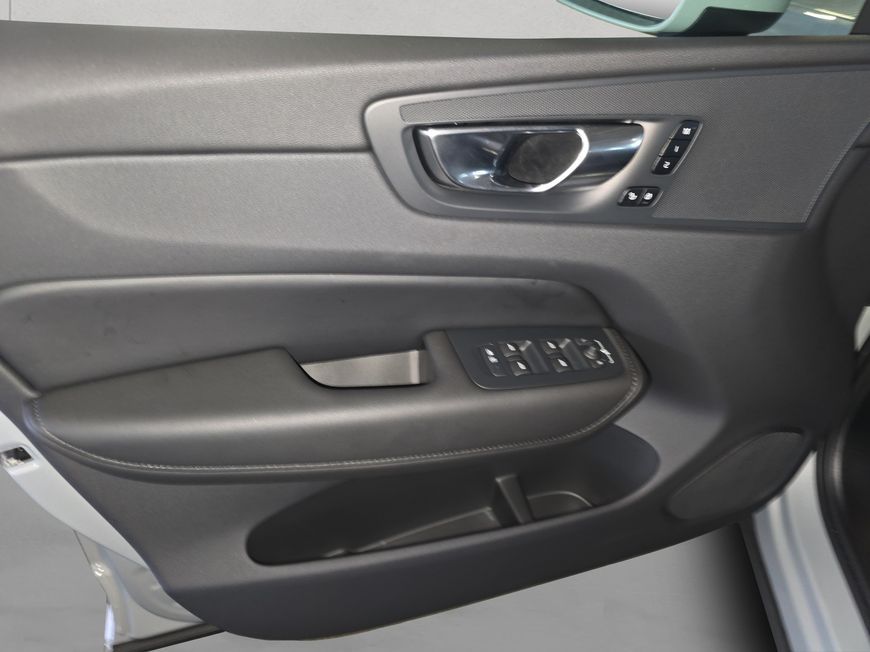 Volvo XC60 B5 B AWD Core