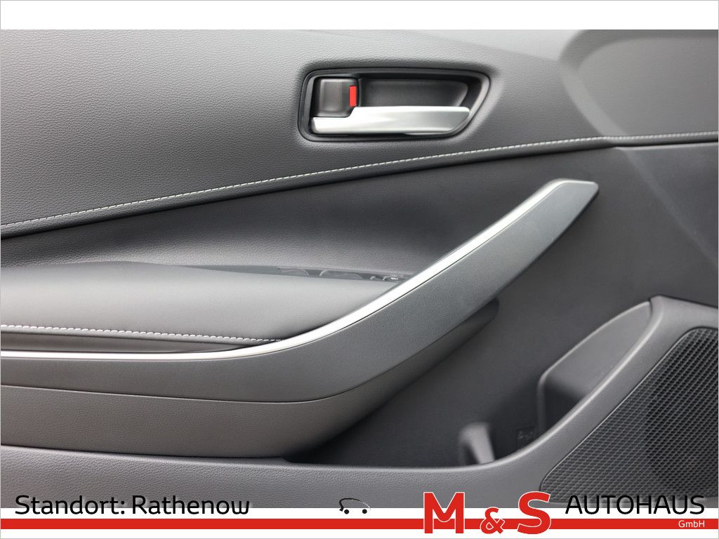 Toyota Corolla Touring Sports 1.8 Hybrid Teamplayer