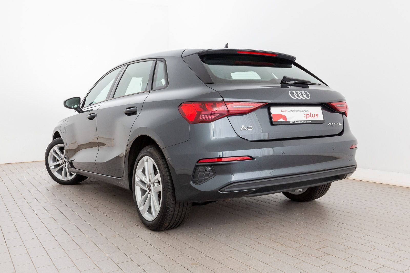Audi A3 Sportback 40 TFSI e S tr. - Samsaru's Car Outlet