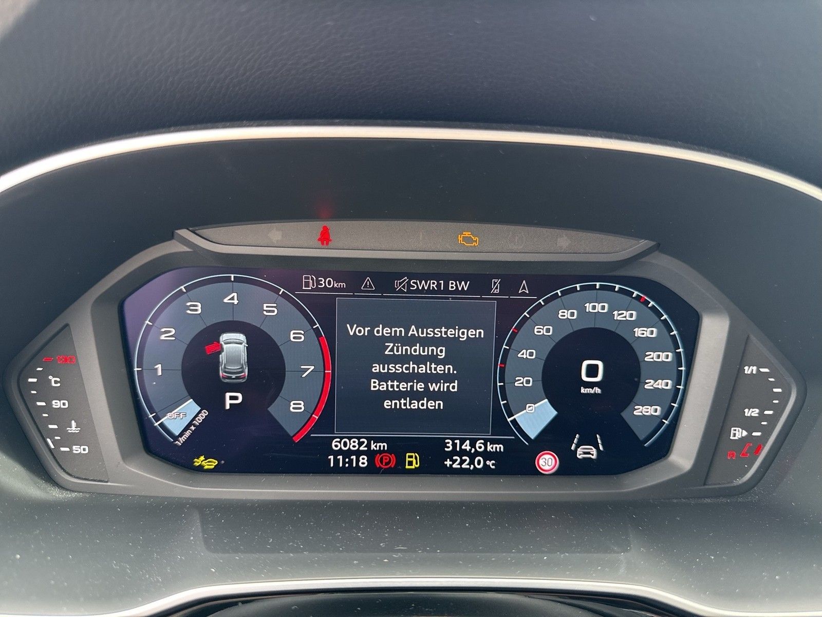 Audi Q3 40 quattro S LINE STANDHZ. AHK 360°CAM LM20
