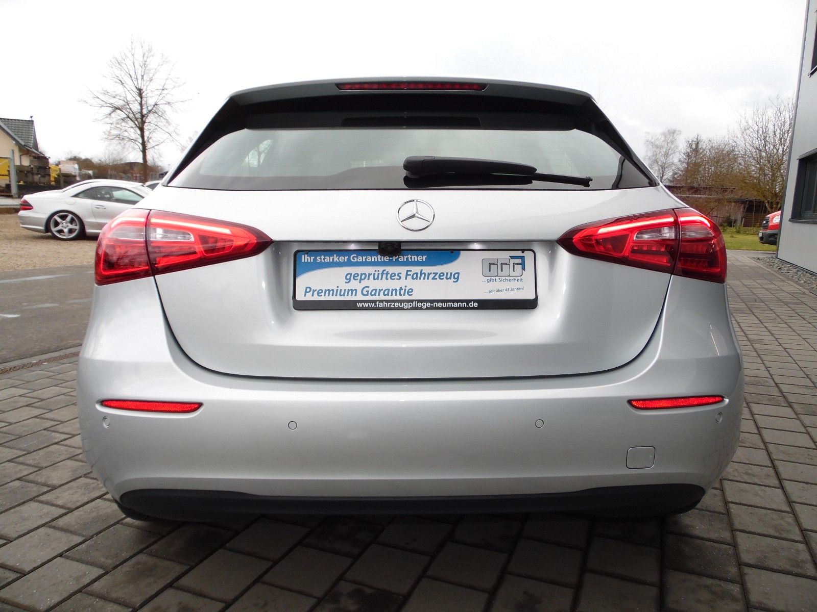 Mercedes-Benz A 200 - Samsaru's Car Outlet