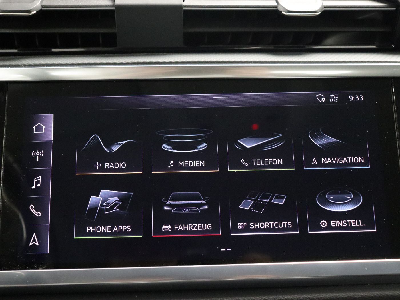 Audi Q3 Sportback 45 TFSI quattro S tronic - Samsaru's Car Outlet