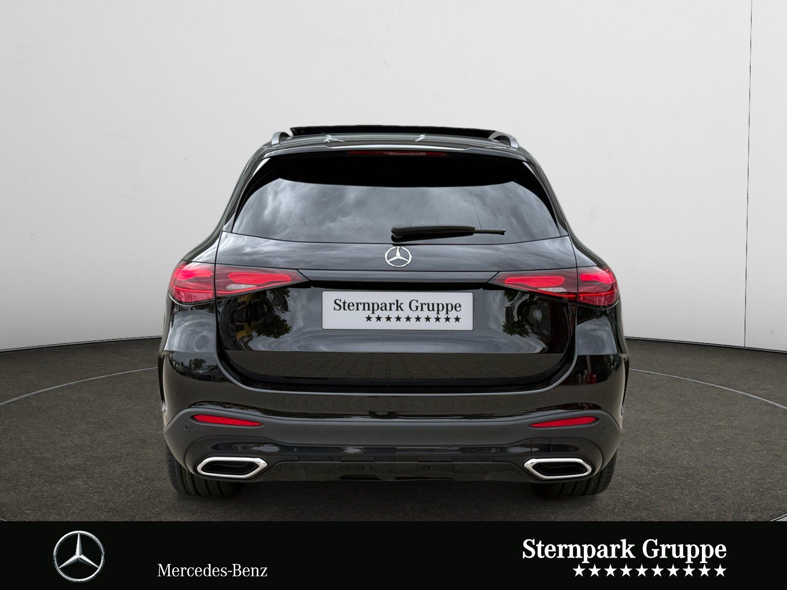 Mercedes-Benz GLC 300 d 4M AMG Distro+Pano+AHK+HuD+Massage+360