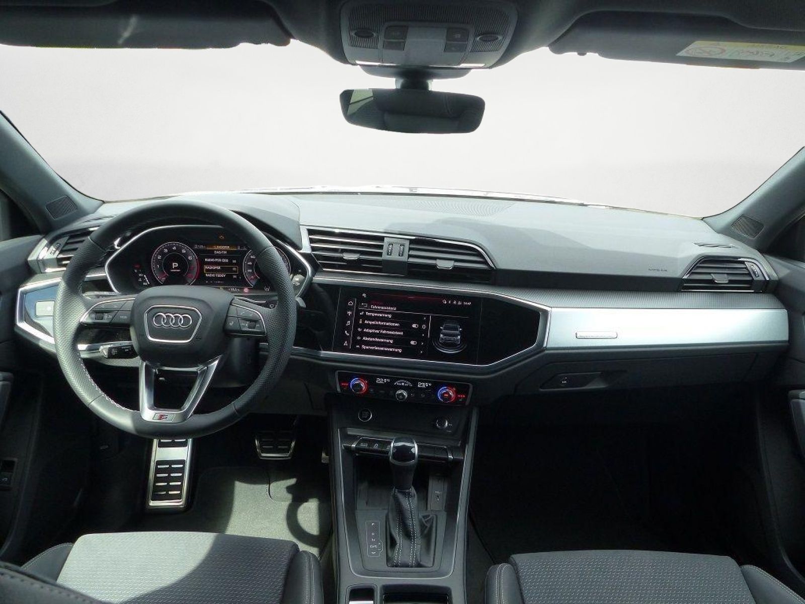 Audi Q3 Sportback 40 TFSI quattro S line - Samsaru's Car Outlet