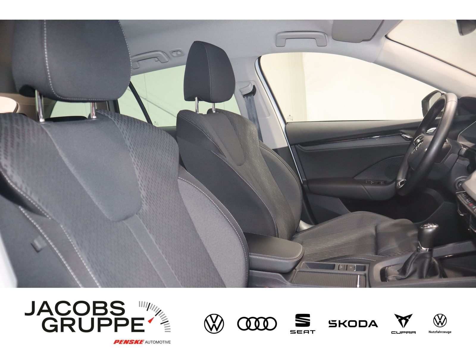 Skoda Octavia Combi 1.5 TSI Clever - Samsaru's Car Outlet