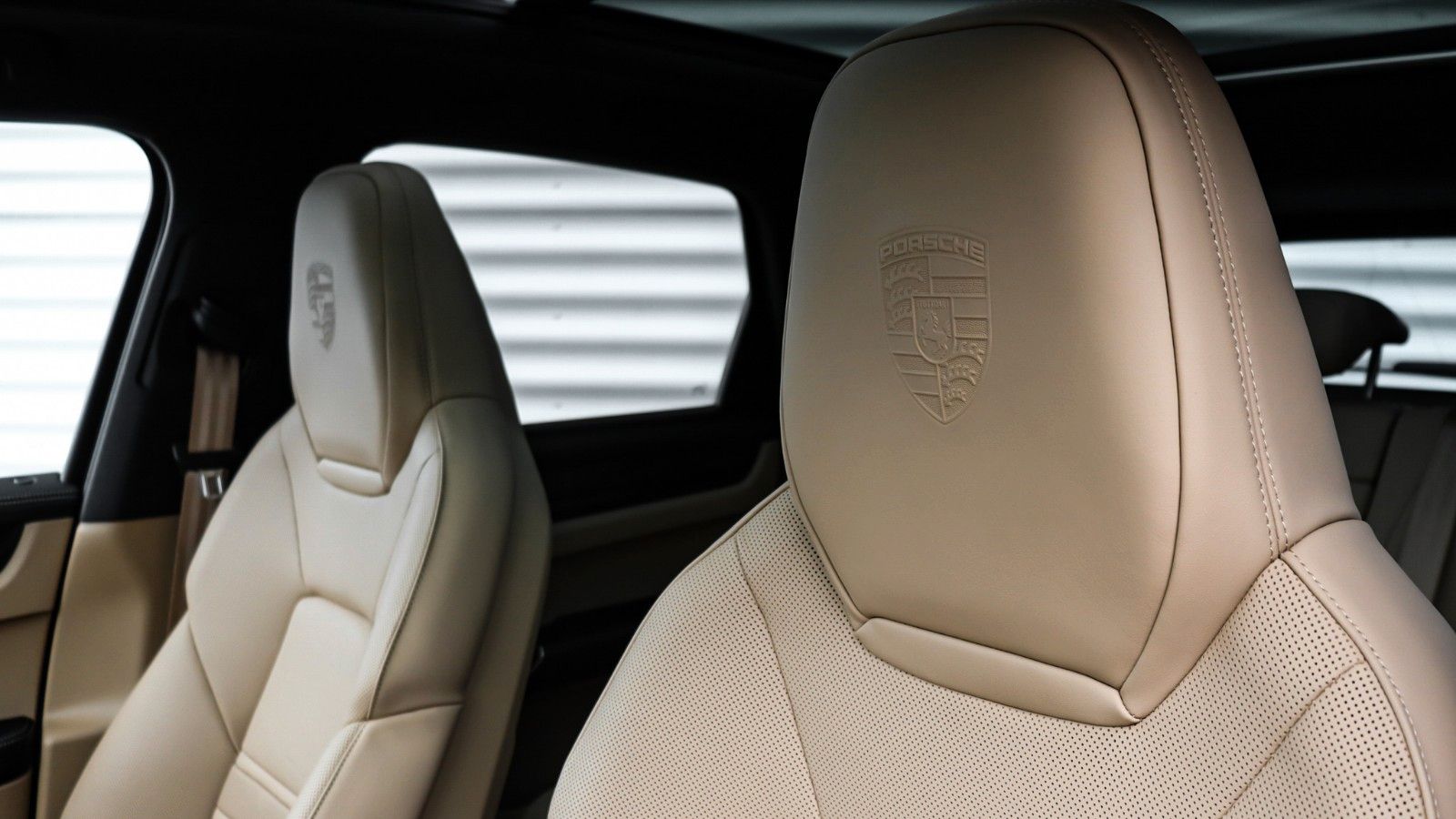 Porsche Cayenne E-Hybrid Platinum Edition,Sitzbelüft.HUD