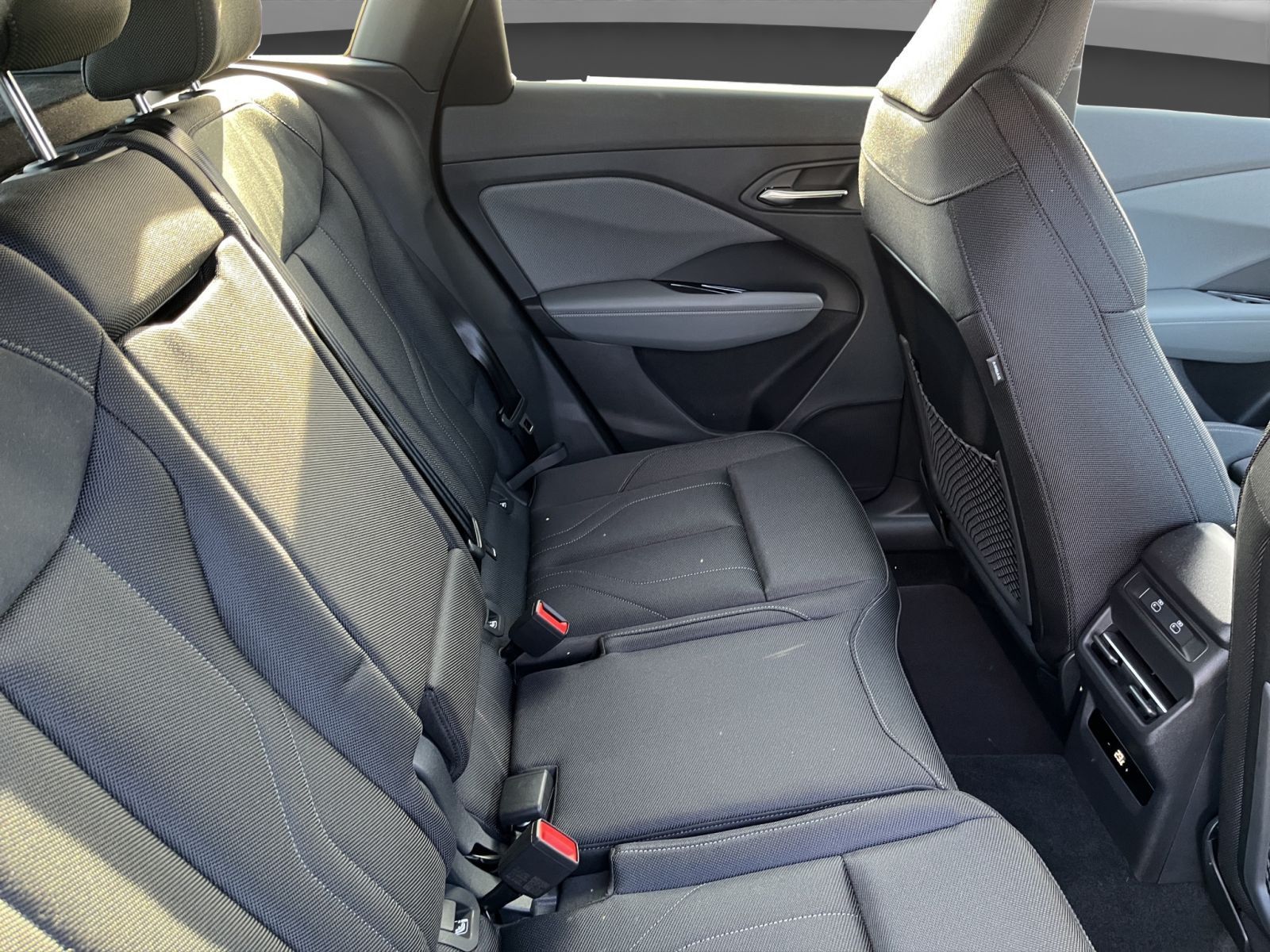 Audi Q3 S Line TDI AHK+Matrix+Navi+ACC+Kamera