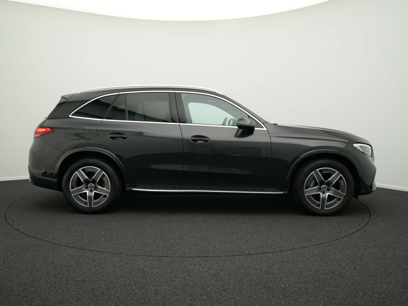 Mercedes-Benz GLC 300 d 4MATIC AMG-Line Pano+Distr+LED+Totw