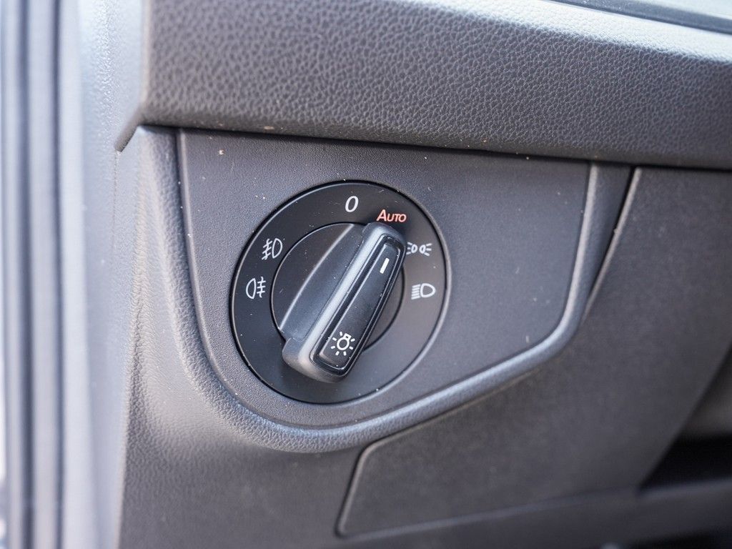 Volkswagen Taigo 1.0 TSI Style - Samsaru's Car Outlet