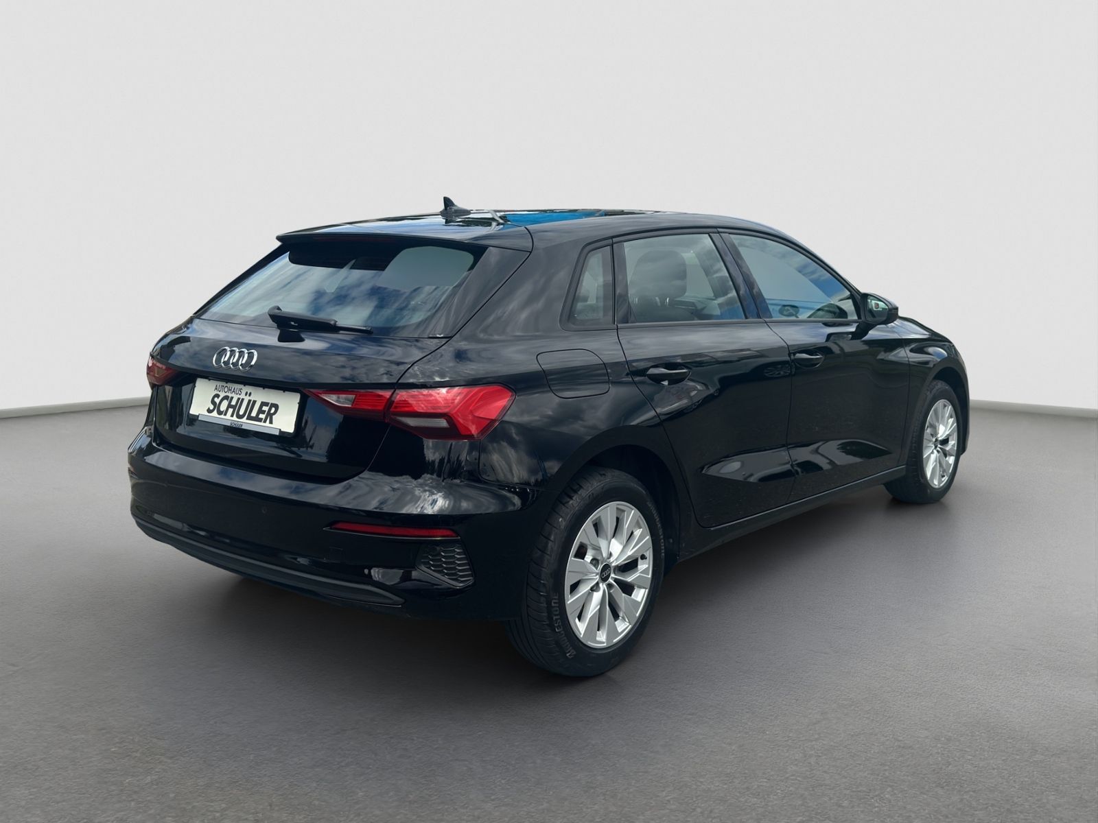 Audi A3 Sportback 40*1.4TFSI*e-tron*basis*NAVI*AHK*EP