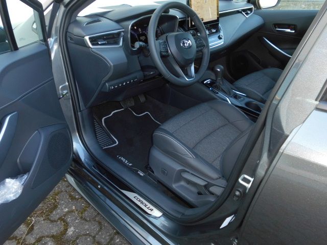 Toyota Corolla TS HSD 1.8 l Team D