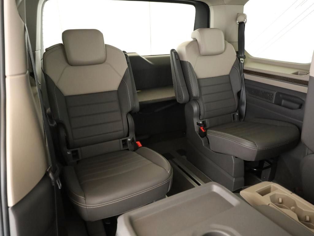 Volkswagen T7 Multivan 1.4 eHybrid - Samsaru's Car Outlet