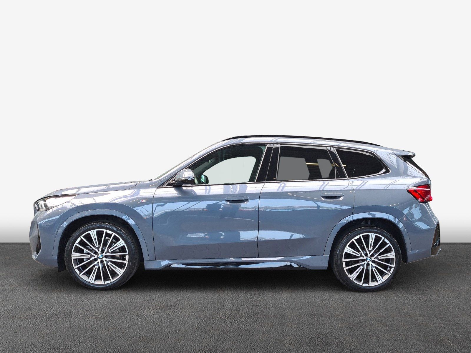 BMW X1 xDrive23i M-Sport - Samsaru's Car Outlet