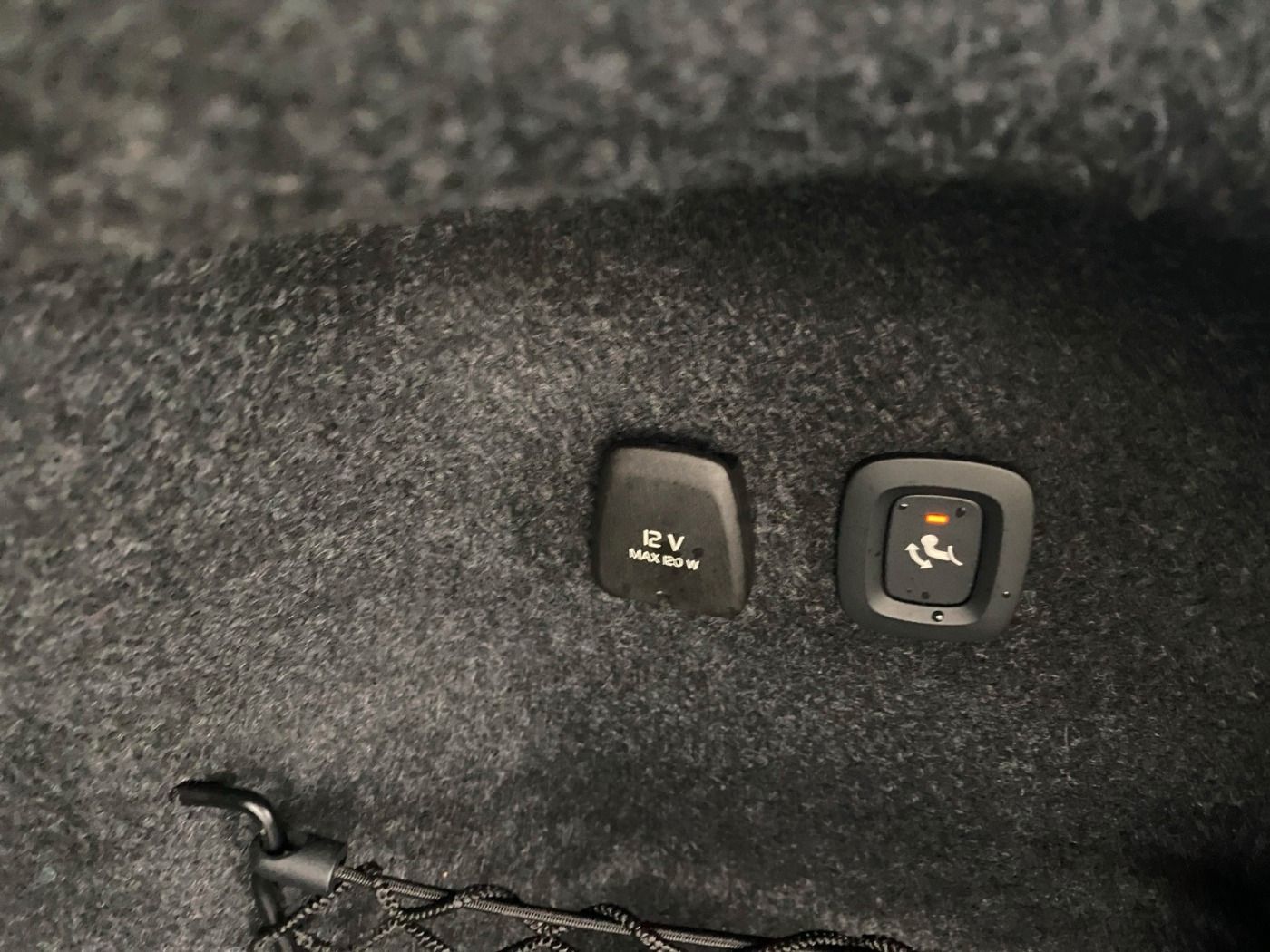 Volvo S60 Ultimate Dark AHK*STHZ*360Kamera*20''