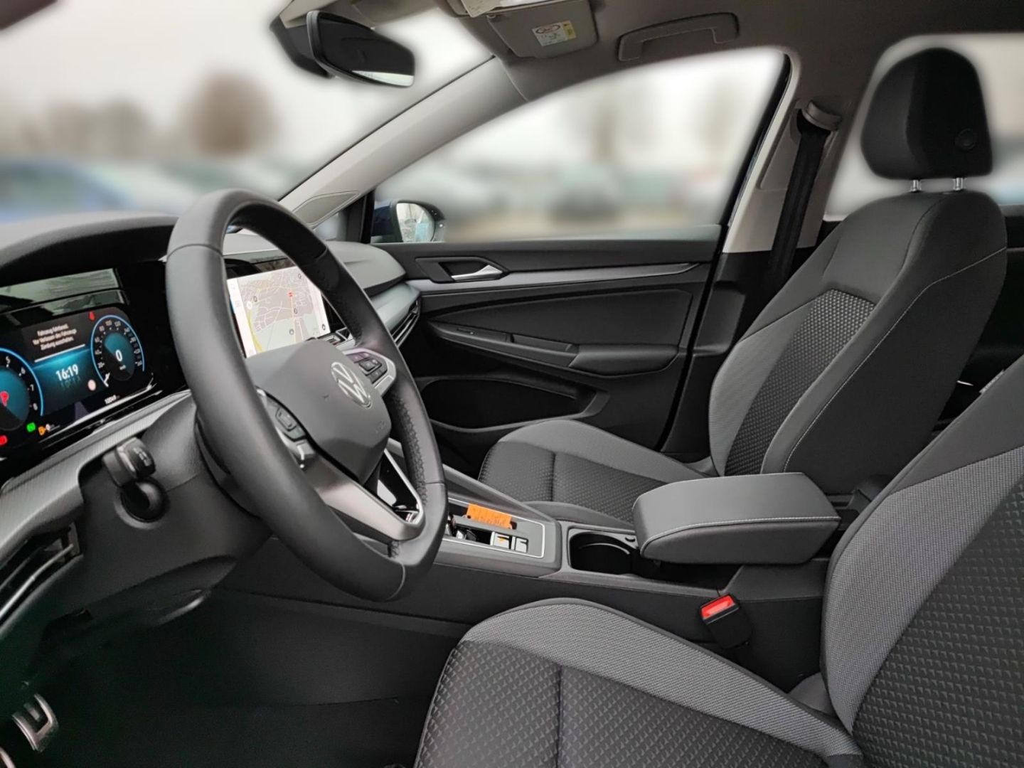 Volkswagen Golf 8 VIII Active eTSI - Samsaru's Car Outlet