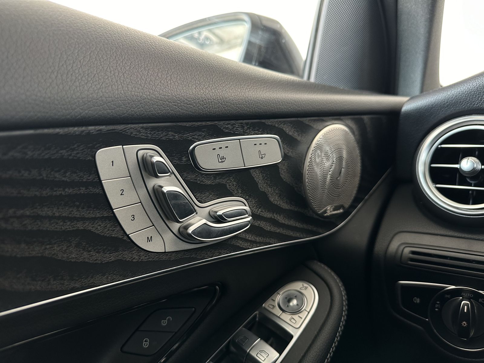 Mercedes-Benz GLC 300 d Coupe 4M |AMG |STH |SD |H-UP |360 |BUR