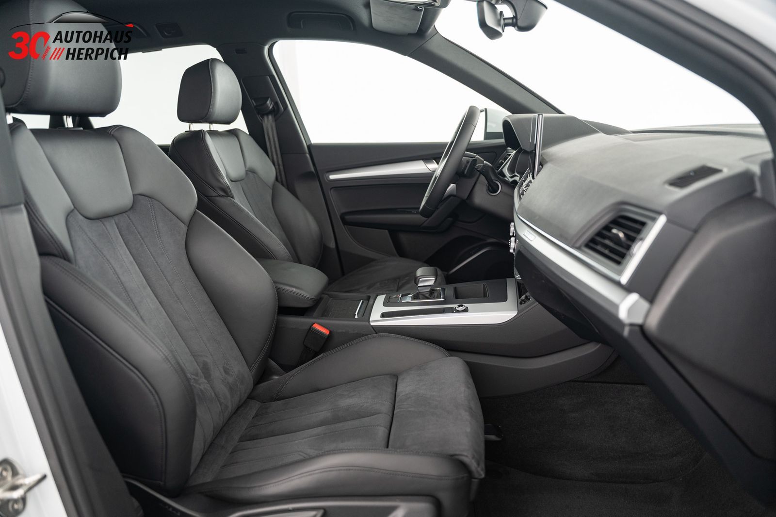 Audi Q5 40 TDI quattro S-Line RFK SHZ DAB NAVI AHK LE