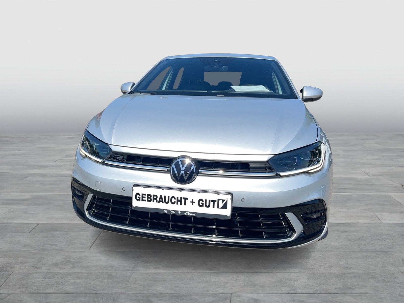 Volkswagen Polo R-Line 1.0 TSI DSG - Samsaru's Car Outlet