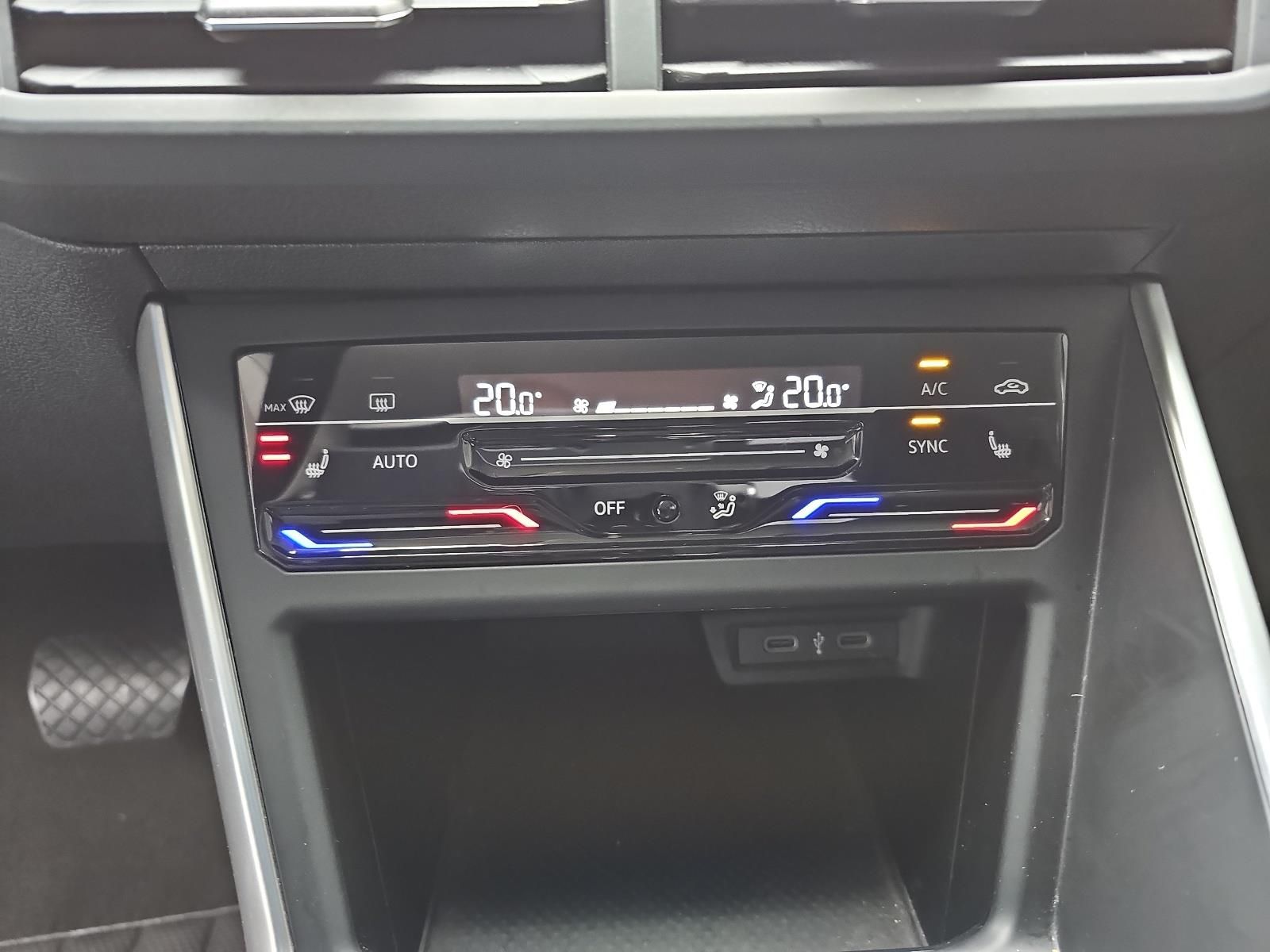 Volkswagen TAIGO 1.0 TSI DSG LIFE - Samsaru's Car Outlet