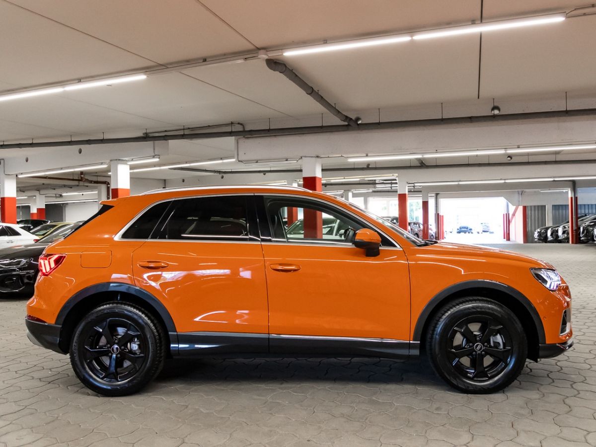 Audi Q3 40 TFSI quattro S tronic - Samsaru's Car Outlet