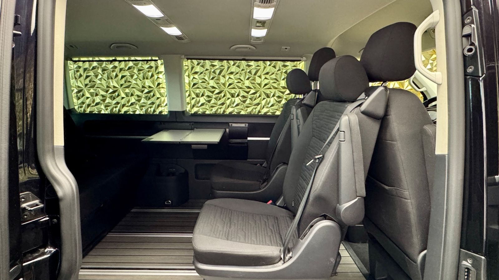 Volkswagen T6.1 Multivan Comfort - Samsaru's Car Outlet