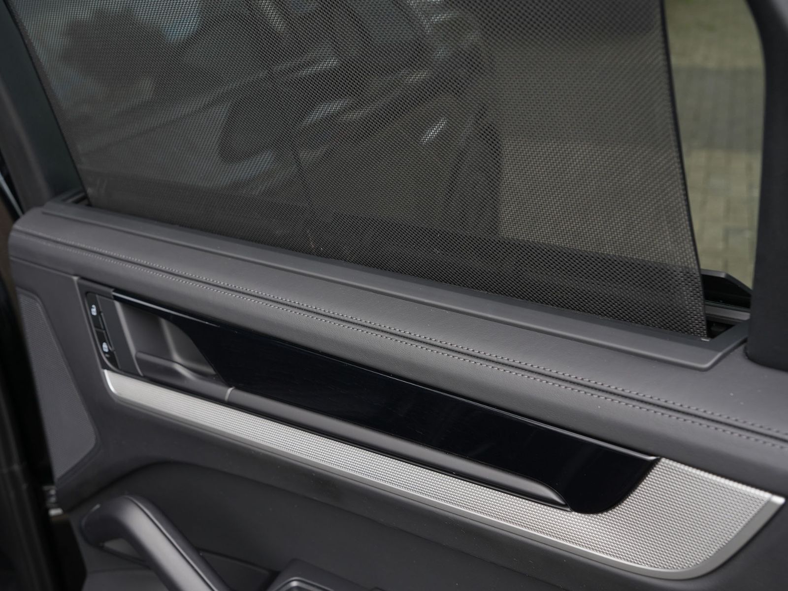Porsche E-Hybrid MY24-INNODRIVE-ACC-LUFTF.-PANO-BOSE-RS
