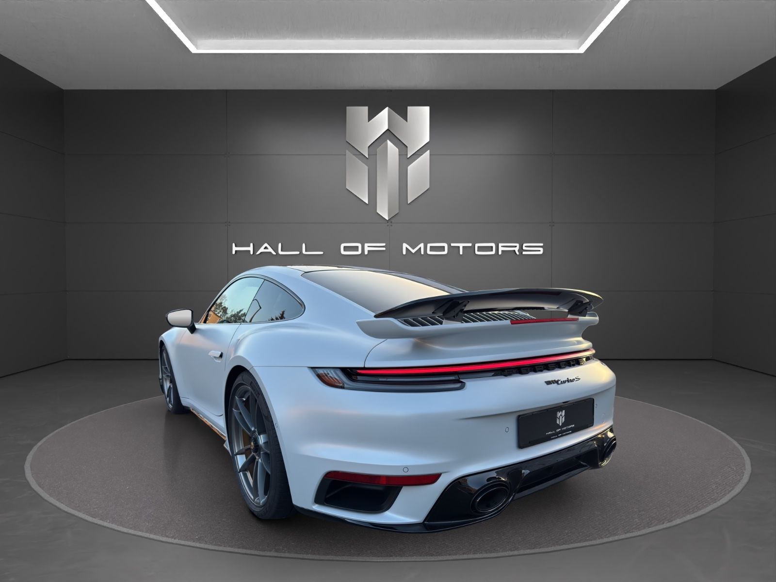 Porsche 911 Turbo S - Samsaru's Car Outlet