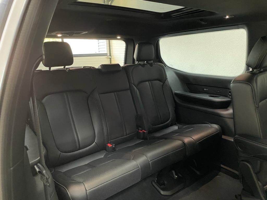 Jeep WAGONEER SERIES III E-TORQUE 5.7L-V-8 McIntosh