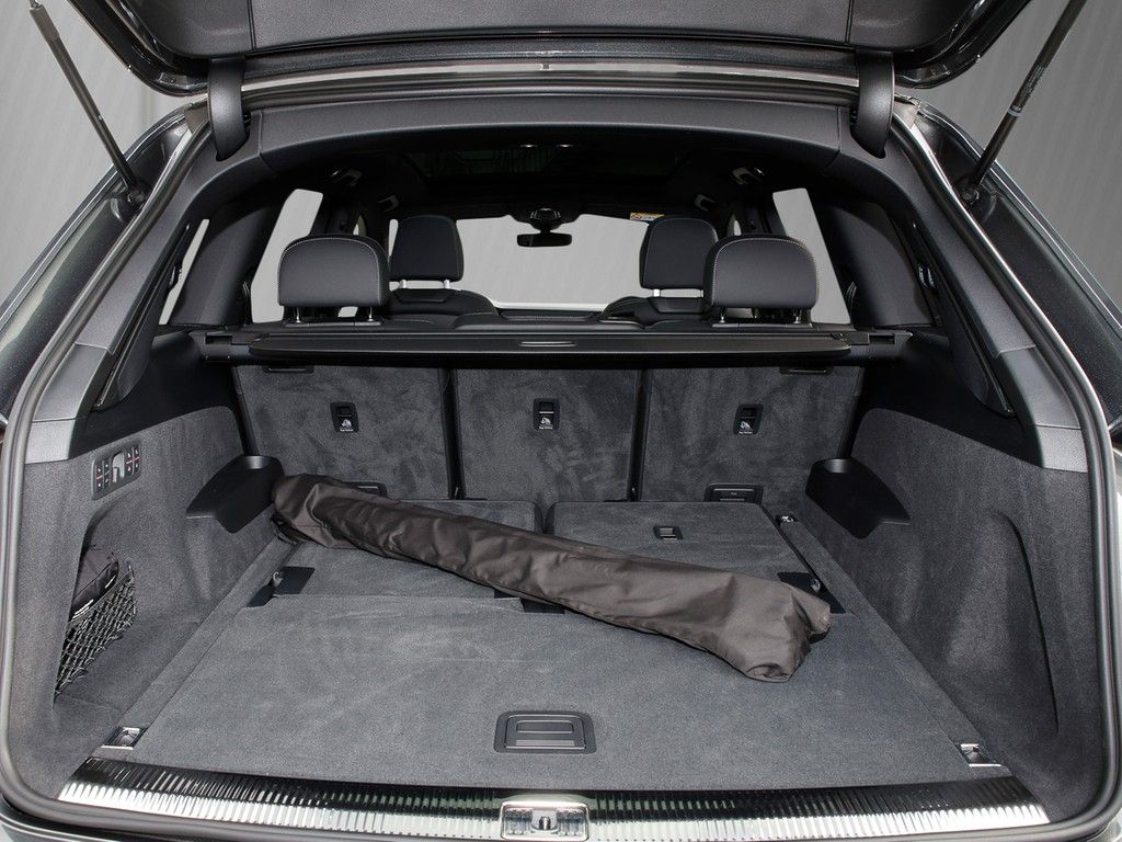 Audi Q7 50 TDI S line Matrix Panorama B&O Headup AHK