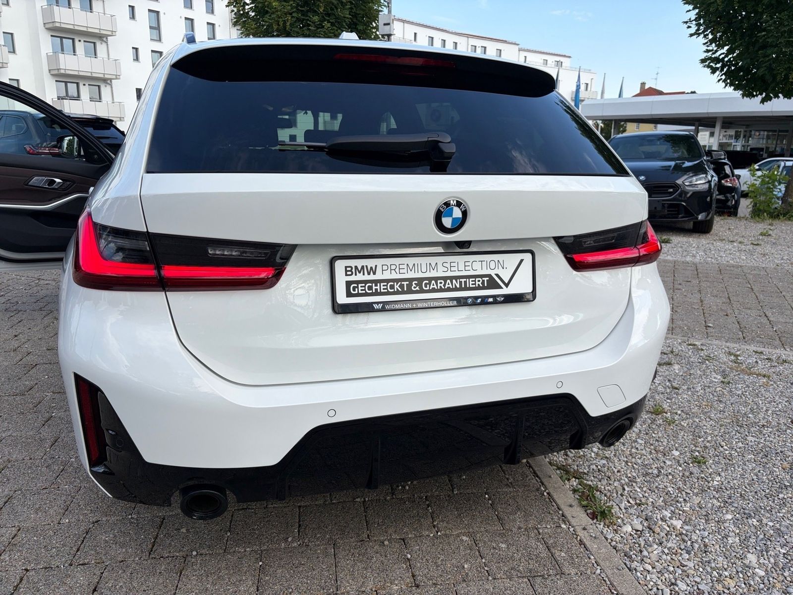 BMW 320i Touring M Sport HUD Pano DA Pro H/K 19´´