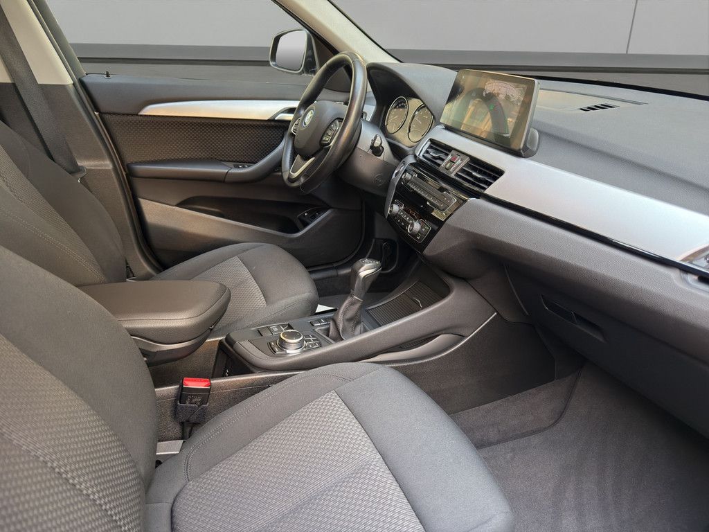BMW X1 xDrive25e HYBRID - Samsaru's Car Outlet