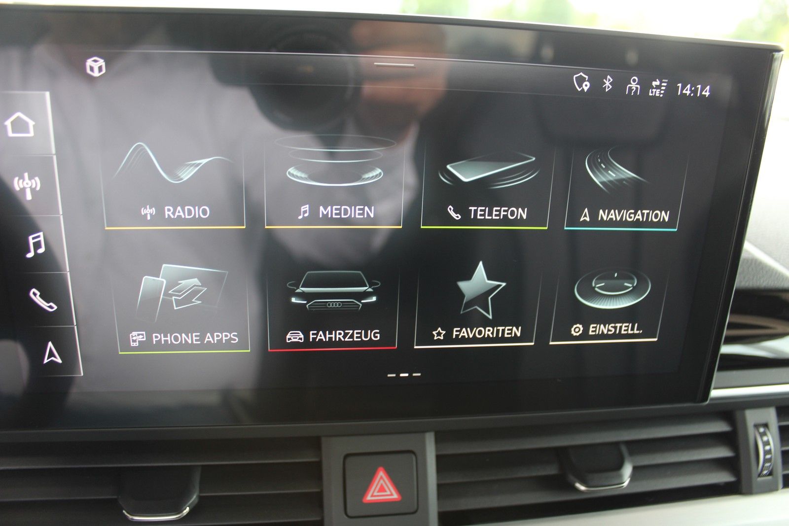 Audi A4 2.0 TDI quattro S line  Navi LED Leder Kamera